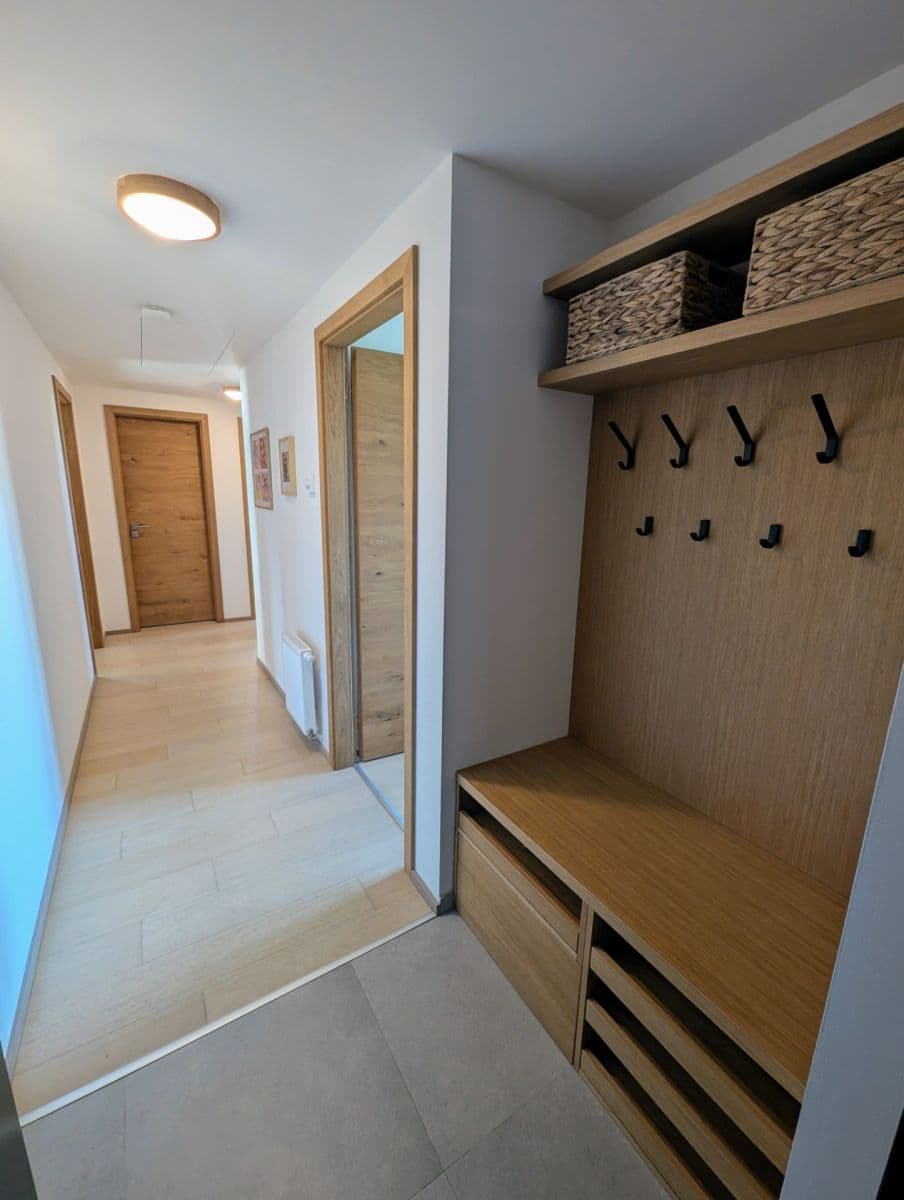 Predaj bytu 3-izbový 77 m², Mölzerova, Praha, Praha Predaj bytu 3-izbový 77 m², Mölzerova, Praha, Praha