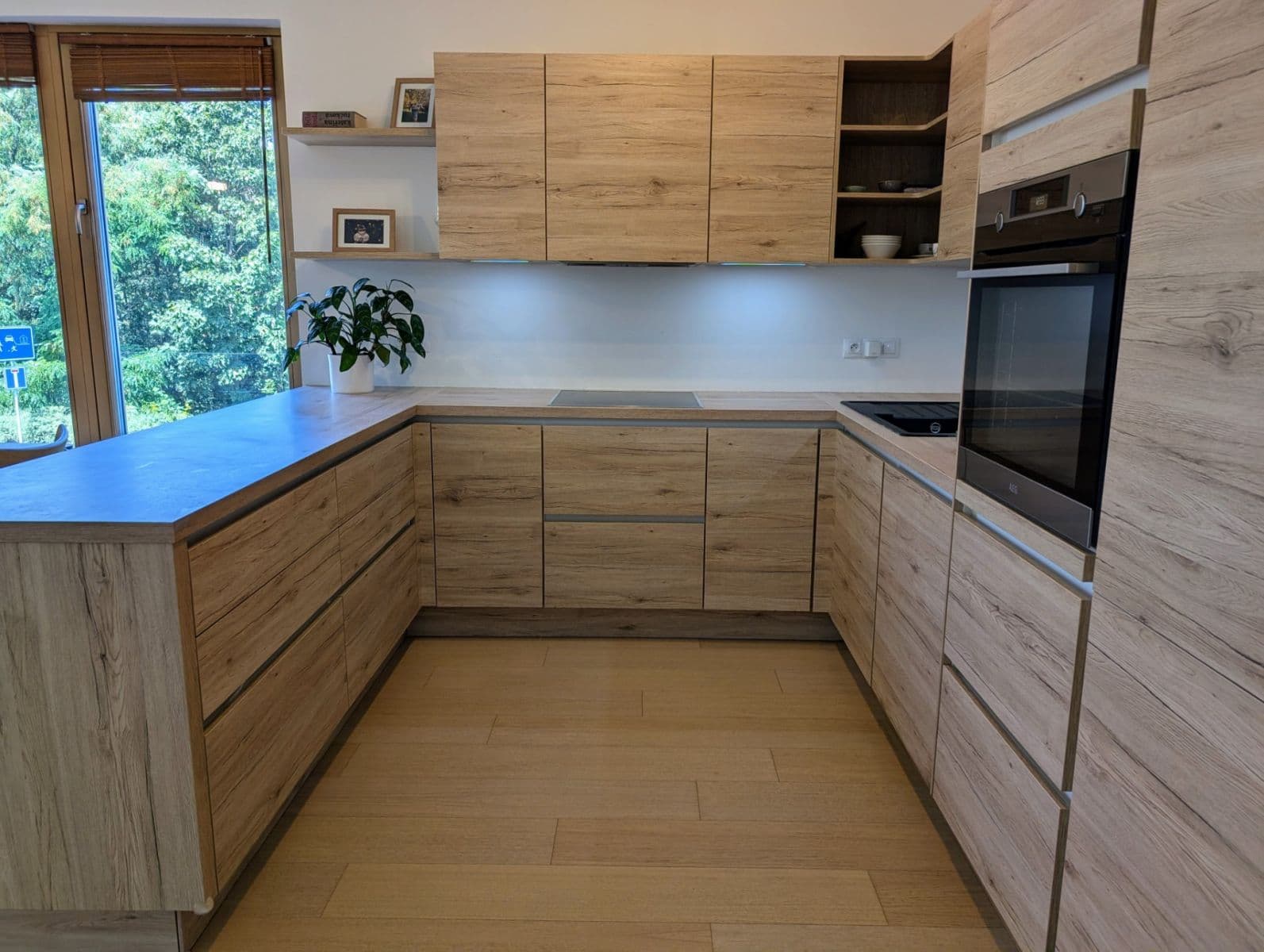 Predaj bytu 3-izbový 77 m², Mölzerova, Praha, Praha Predaj bytu 3-izbový 77 m², Mölzerova, Praha, Praha