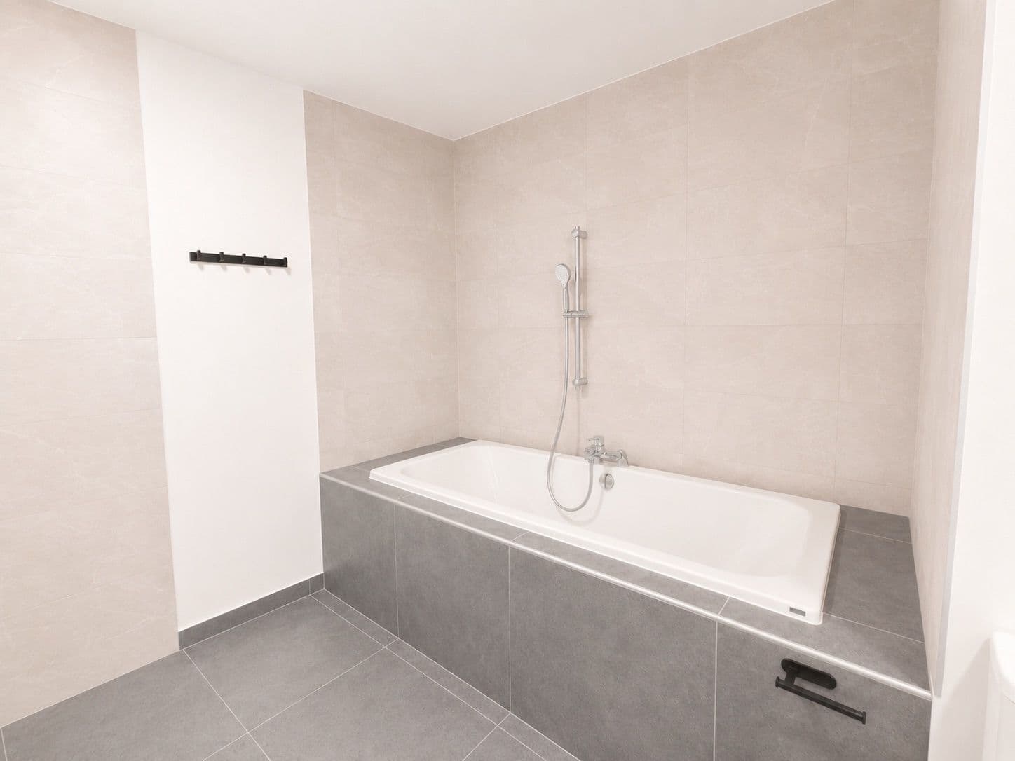 Prenájom bytu 2-izbový 61 m², 5. května, Měšice, Středočeský kraj Prenájom bytu 2-izbový 61 m², 5. května, Měšice, Středočeský kraj