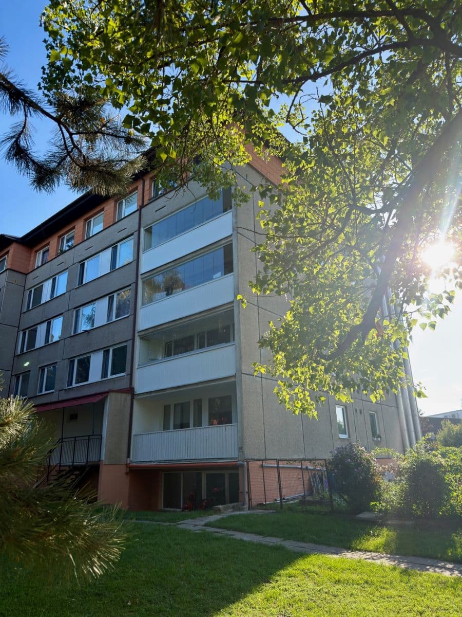 Prenájom bytu 2-izbový 61 m², 5. května, Měšice, Středočeský kraj Prenájom bytu 2-izbový 61 m², 5. května, Měšice, Středočeský kraj