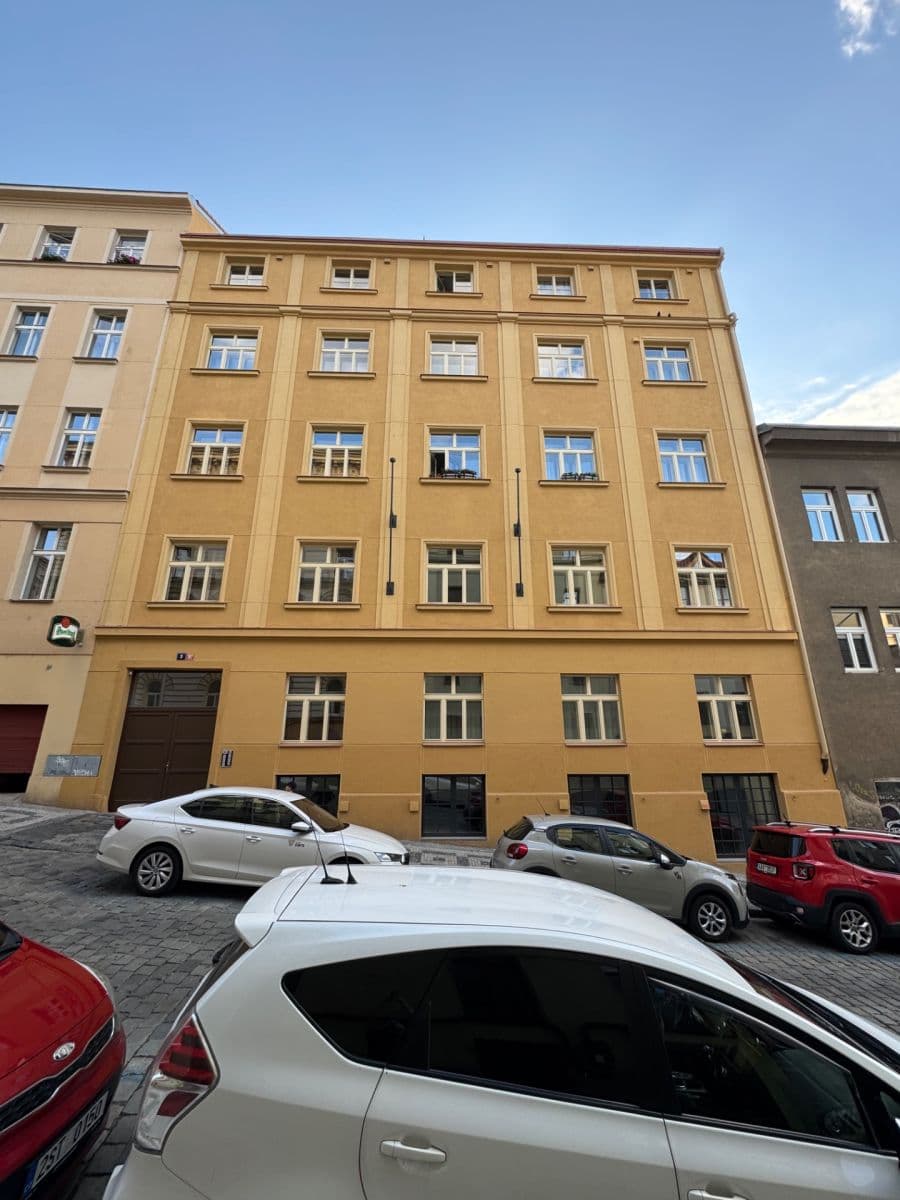 Predaj bytu 1-izbový 29 m², Chlumova, Praha, Praha Predaj bytu 1-izbový 29 m², Chlumova, Praha, Praha