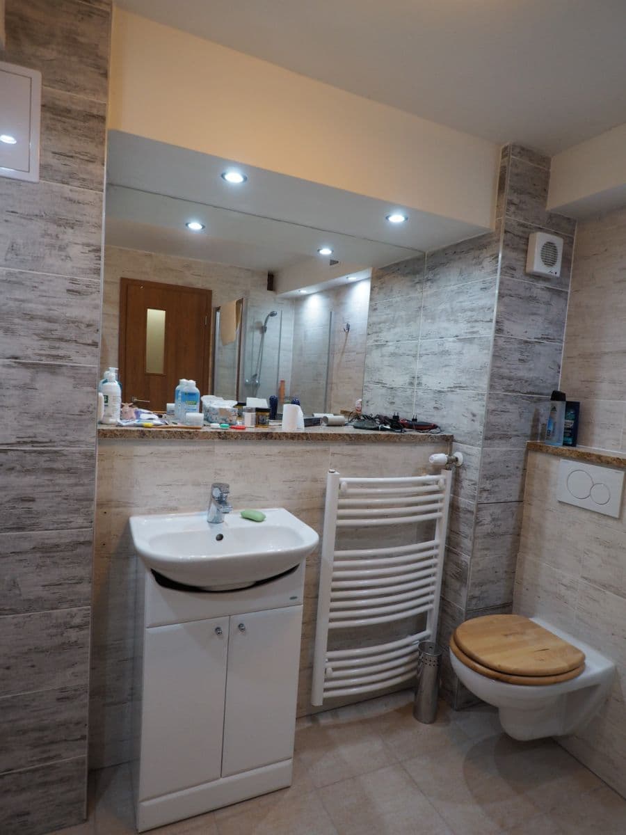 Prenájom bytu 1-izbový 33 m², Nad Santoškou, Praha, Praha Prenájom bytu 1-izbový 33 m², Nad Santoškou, Praha, Praha