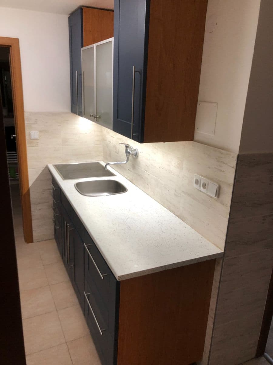 Prenájom bytu 1-izbový 33 m², Nad Santoškou, Praha, Praha Prenájom bytu 1-izbový 33 m², Nad Santoškou, Praha, Praha