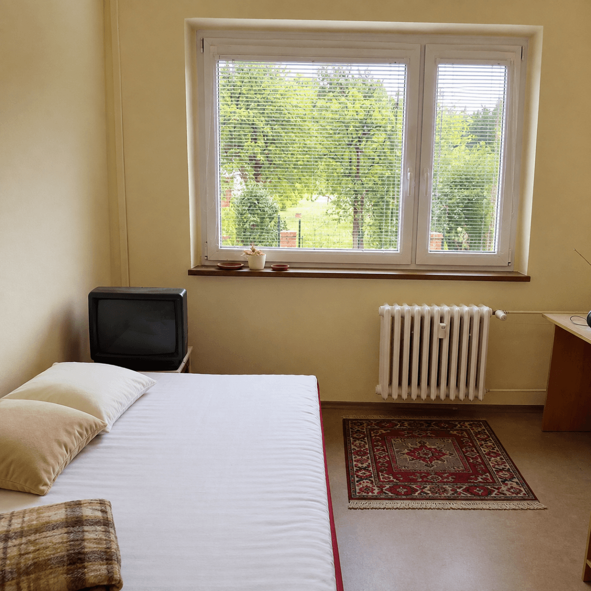 Prenájom bytu 1-izbový 35 m², Kpt. Jaroše, Neratovice, Středočeský kraj Prenájom bytu 1-izbový 35 m², Kpt. Jaroše, Neratovice, Středočeský kraj