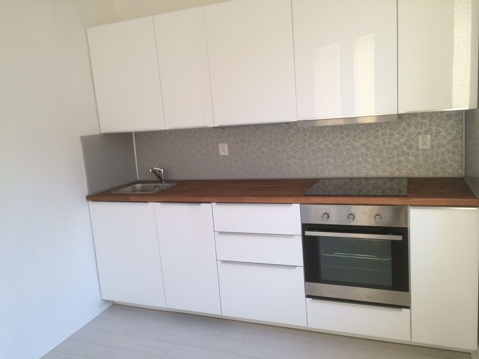 Predaj bytu 1-izbový 50 m², Ke Strašnické, Praha, Praha Predaj bytu 1-izbový 50 m², Ke Strašnické, Praha, Praha
