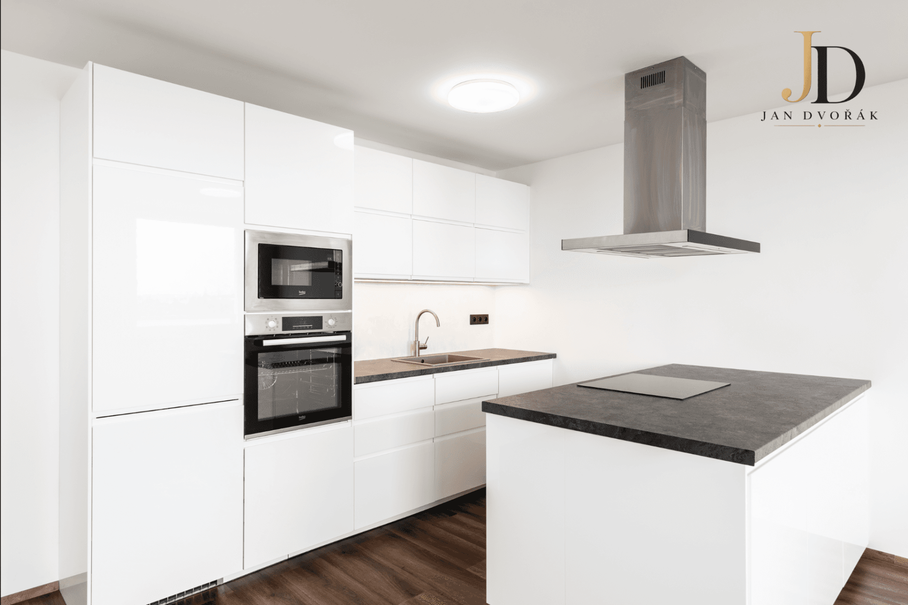 Predaj bytu 3-izbový 79 m², Kurčatovova, Praha, Praha Predaj bytu 3-izbový 79 m², Kurčatovova, Praha, Praha