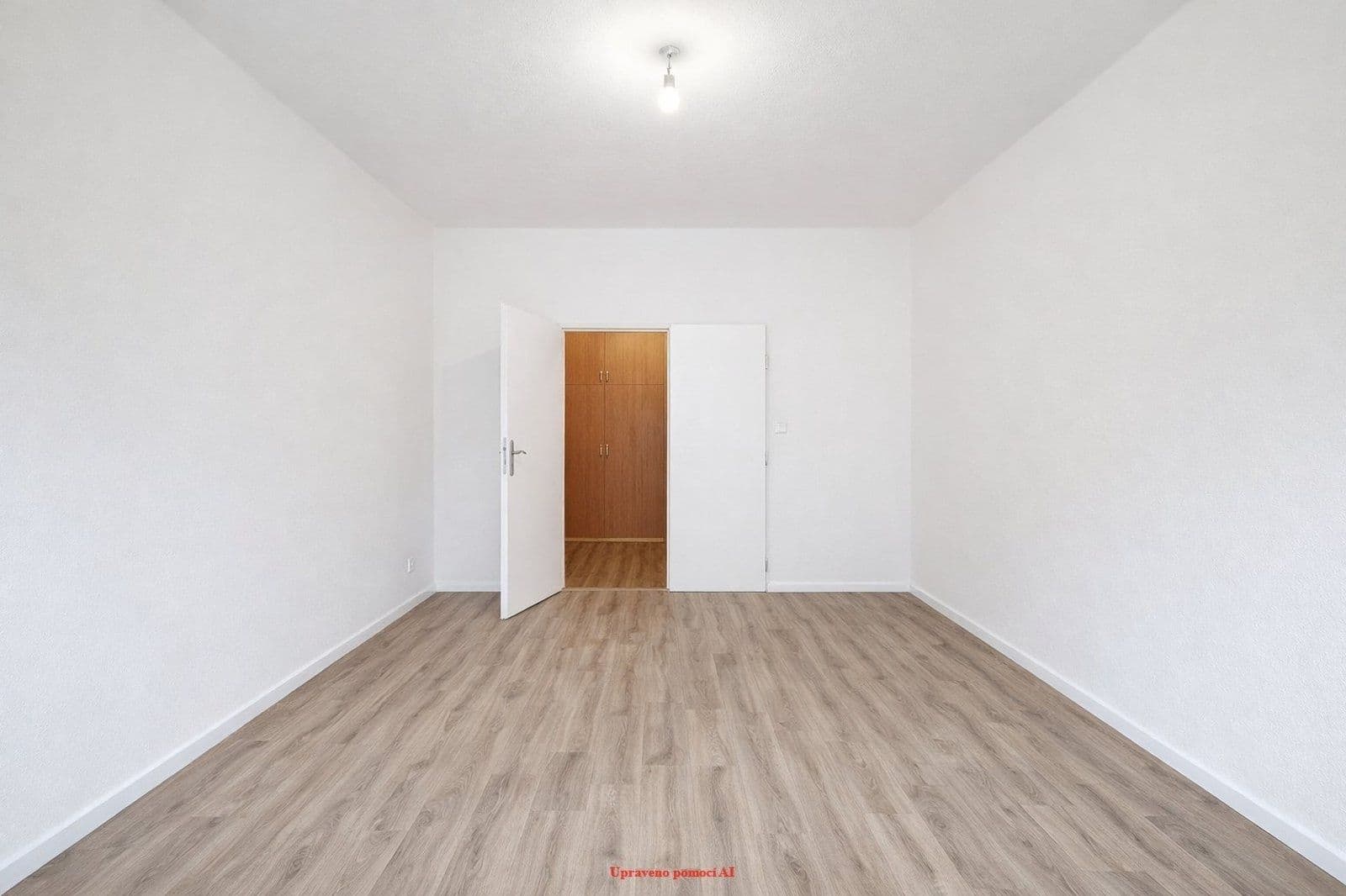 Prenájom bytu 4-izbový 95 m², tř. Osvobození, Karviná, Moravskoslezský kraj Prenájom bytu 4-izbový 95 m², tř. Osvobození, Karviná, Moravskoslezský kraj