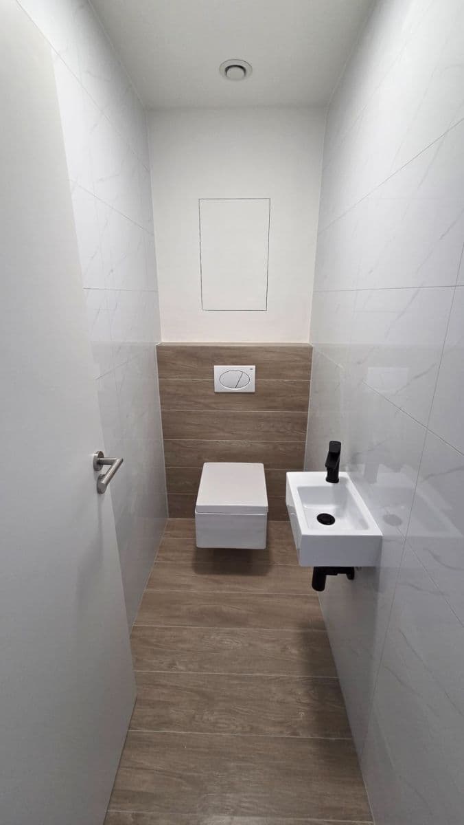 Prenájom bytu 2-izbový 60 m², Pražská, Velké Přílepy, Středočeský kraj Prenájom bytu 2-izbový 60 m², Pražská, Velké Přílepy, Středočeský kraj