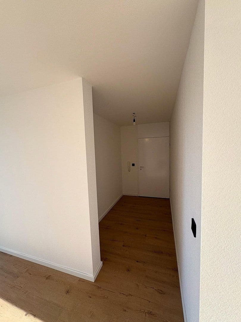 Prenájom bytu 3-izbový 92 m², Nürtingen, Bádensko-Wurttembersko Prenájom bytu 3-izbový 92 m², Nürtingen, Bádensko-Wurttembersko