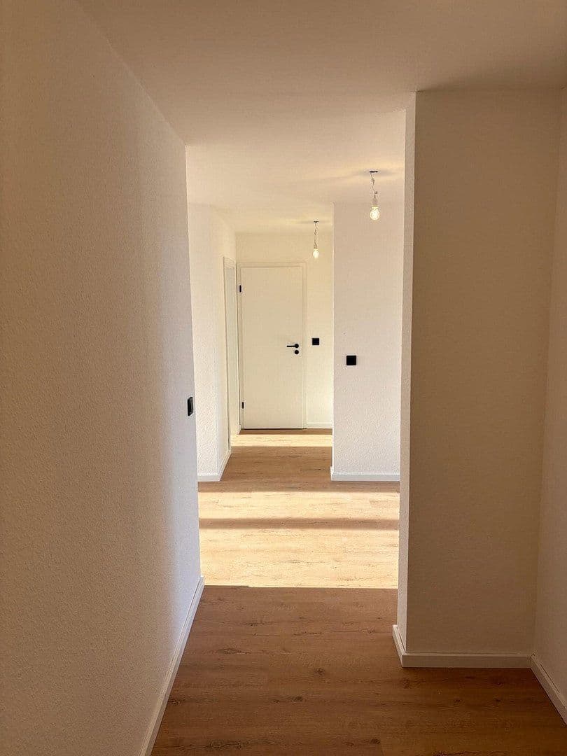 Prenájom bytu 3-izbový 92 m², Nürtingen, Bádensko-Wurttembersko Prenájom bytu 3-izbový 92 m², Nürtingen, Bádensko-Wurttembersko