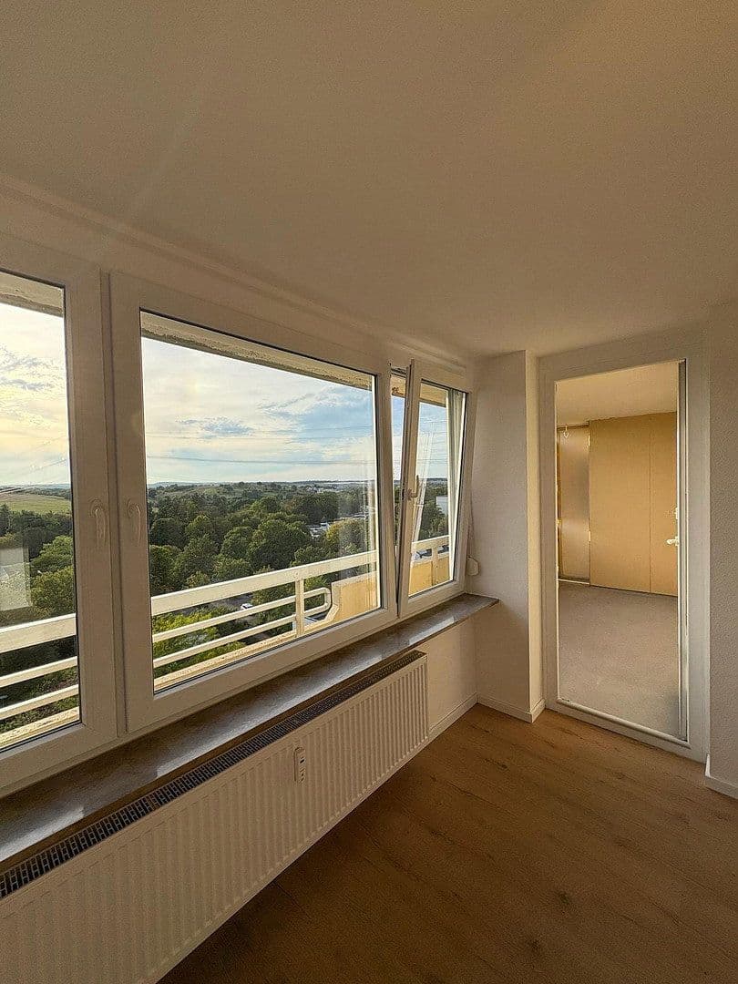 Prenájom bytu 3-izbový 92 m², Nürtingen, Bádensko-Wurttembersko Prenájom bytu 3-izbový 92 m², Nürtingen, Bádensko-Wurttembersko