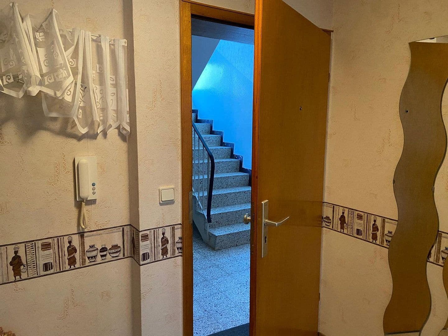 Prenájom bytu 1-izbový 40 m², Hockenheim, Bádensko-Wurttembersko Prenájom bytu 1-izbový 40 m², Hockenheim, Bádensko-Wurttembersko