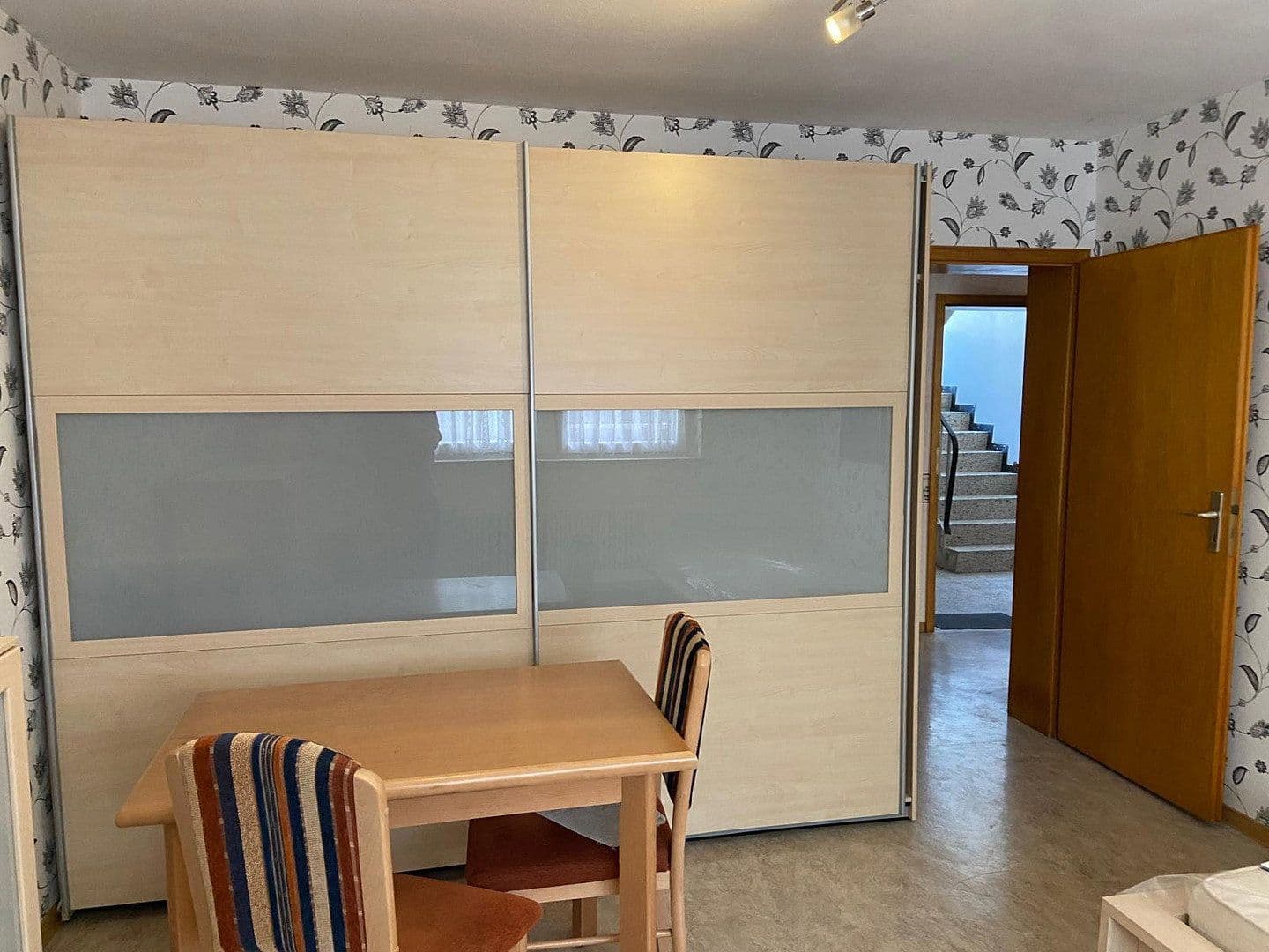 Prenájom bytu 1-izbový 40 m², Hockenheim, Bádensko-Wurttembersko Prenájom bytu 1-izbový 40 m², Hockenheim, Bádensko-Wurttembersko