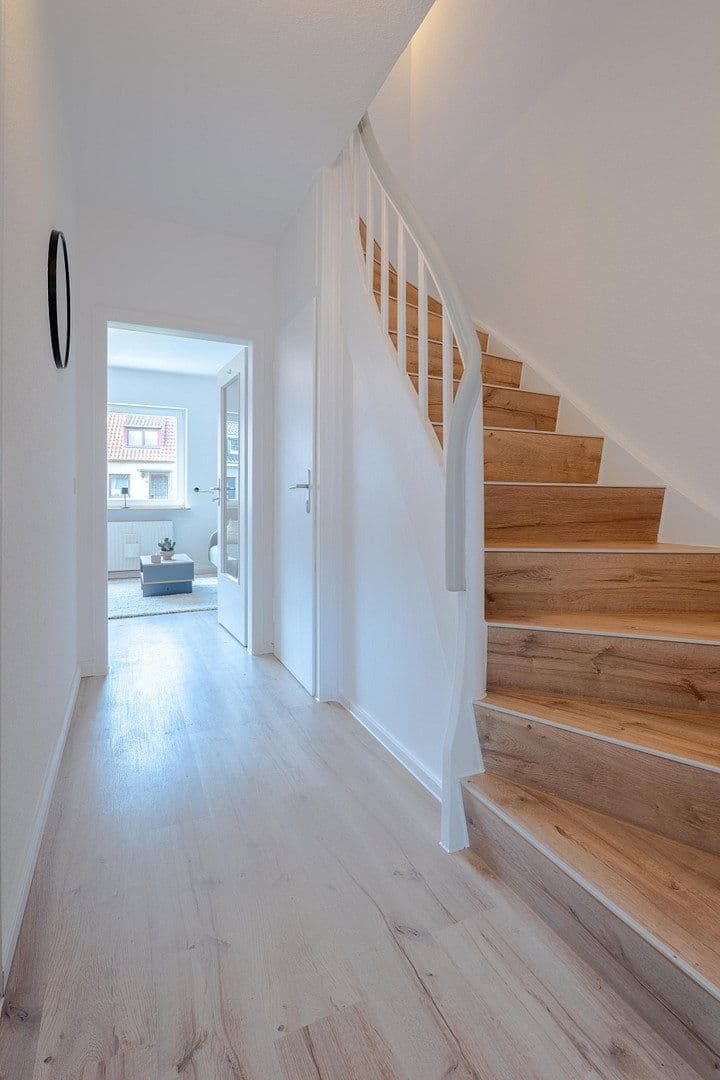 Predaj domu 93 m², pozemok 150 m², Wecholder Straße 128, Bremen, Brémy Predaj domu 93 m², pozemok 150 m², Wecholder Straße 128, Bremen, Brémy