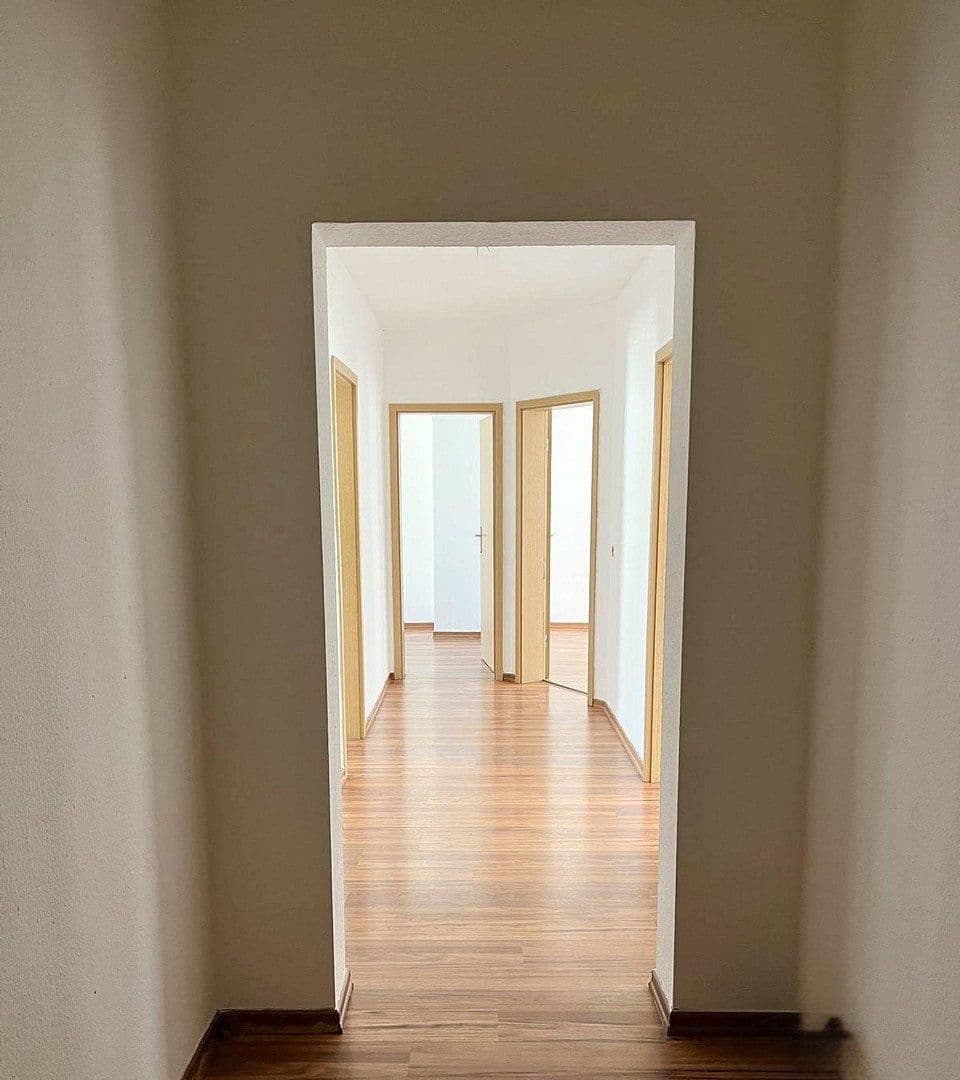 Prenájom bytu 3-izbový 77 m², Georg-Schumann-Str. 201, Leipzig, Sasko Prenájom bytu 3-izbový 77 m², Georg-Schumann-Str. 201, Leipzig, Sasko