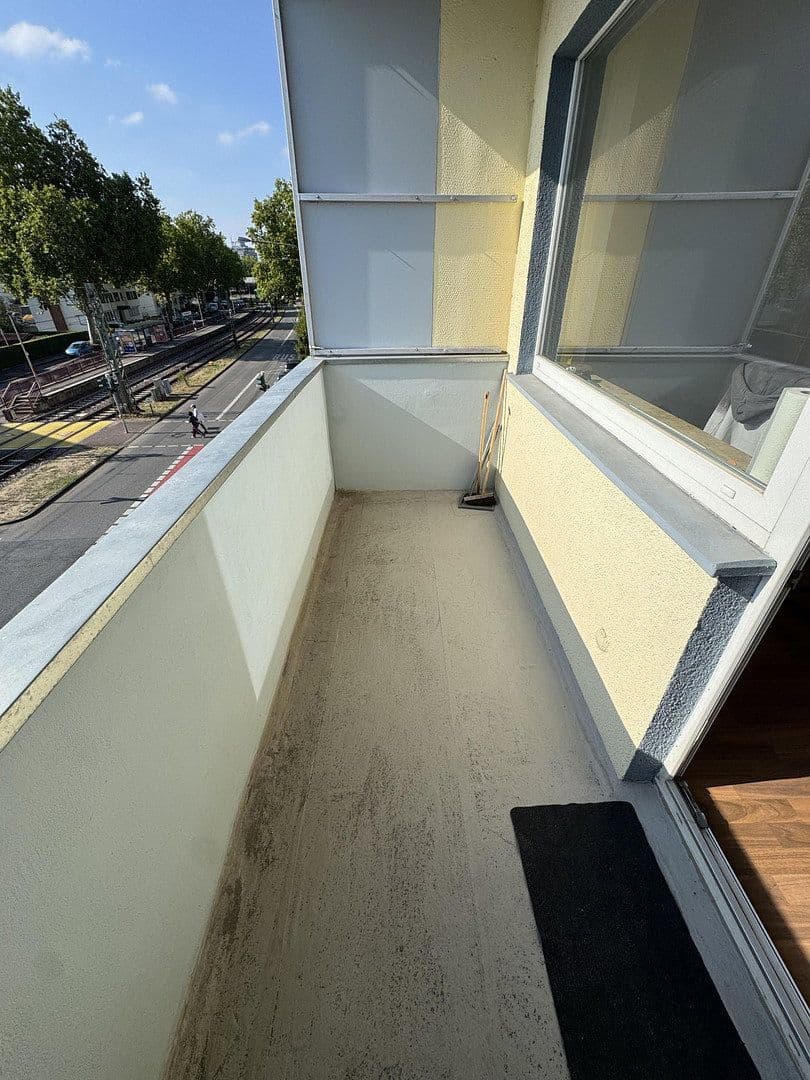 Prenájom bytu 2-izbový 62 m², Am Hohen Weg 30, Frankfurt am Main, Hesensko Prenájom bytu 2-izbový 62 m², Am Hohen Weg 30, Frankfurt am Main, Hesensko