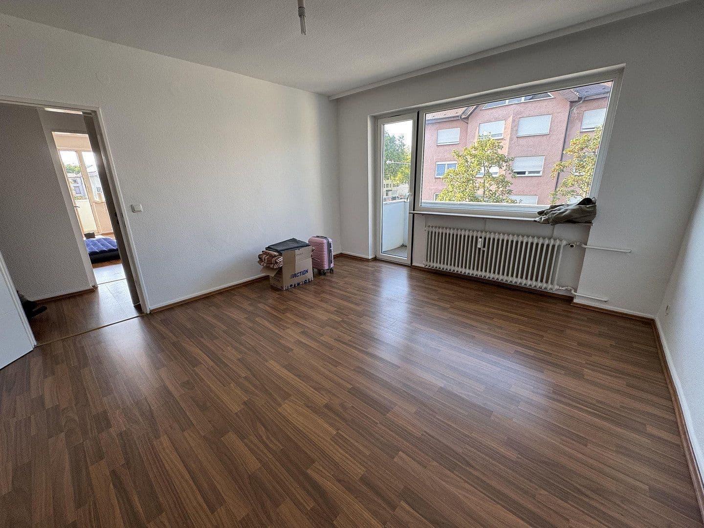 Prenájom bytu 2-izbový 62 m², Am Hohen Weg 30, Frankfurt am Main, Hesensko Prenájom bytu 2-izbový 62 m², Am Hohen Weg 30, Frankfurt am Main, Hesensko