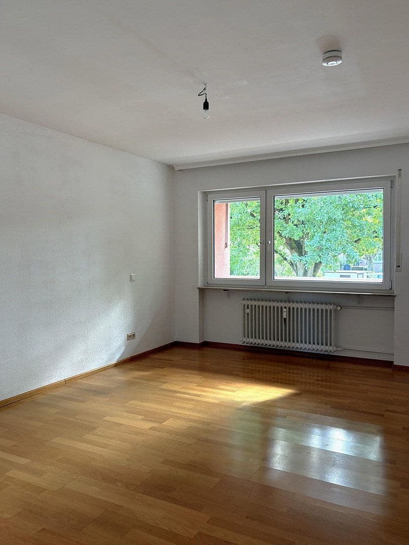 Prenájom bytu 3-izbový 77 m², Frankfurt, Hesensko Prenájom bytu 3-izbový 77 m², Frankfurt, Hesensko