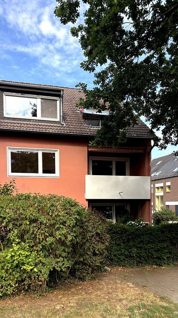 Prenájom bytu 3-izbový 77 m², Frankfurt, Hesensko Prenájom bytu 3-izbový 77 m², Frankfurt, Hesensko