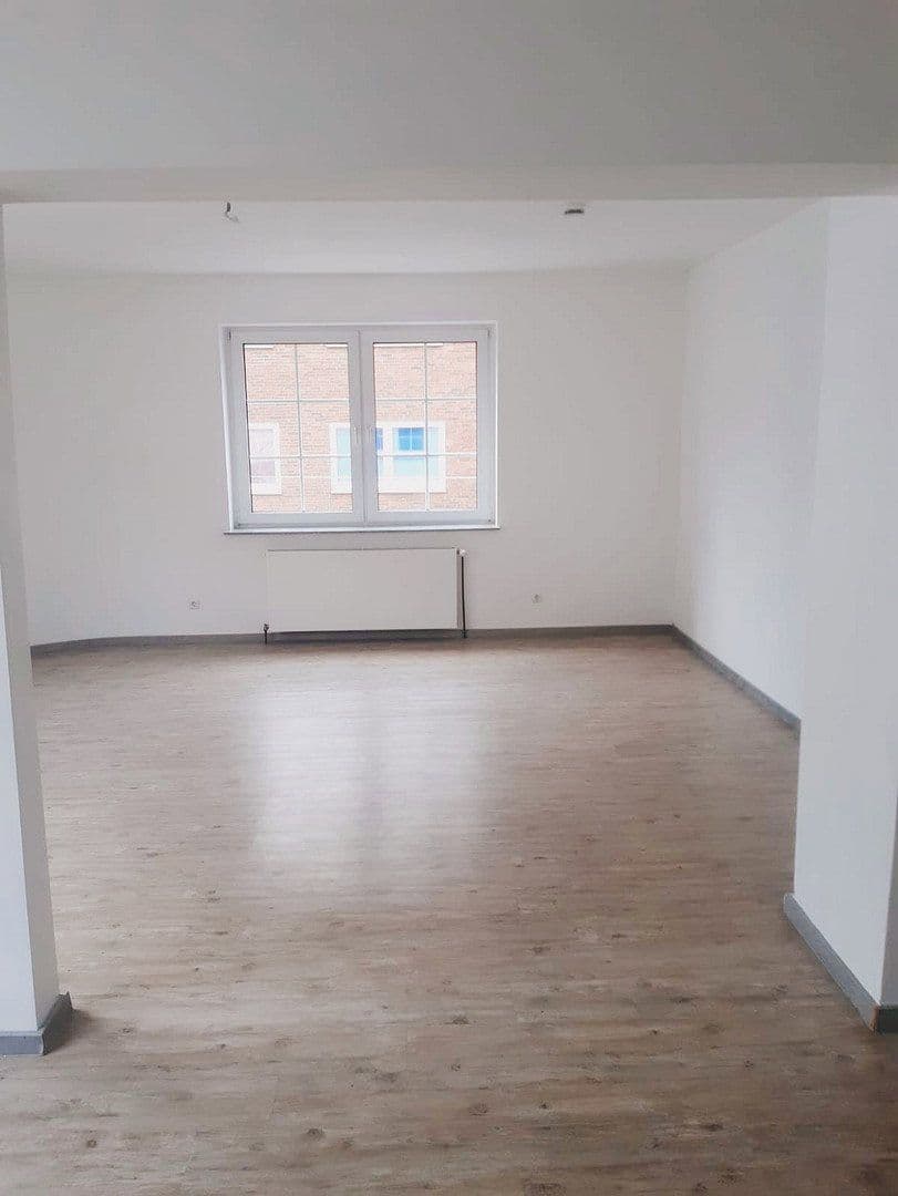Prenájom bytu 4-izbový 100 m², Hagen, Severné Porýnie - Westfálsko Prenájom bytu 4-izbový 100 m², Hagen, Severné Porýnie - Westfálsko