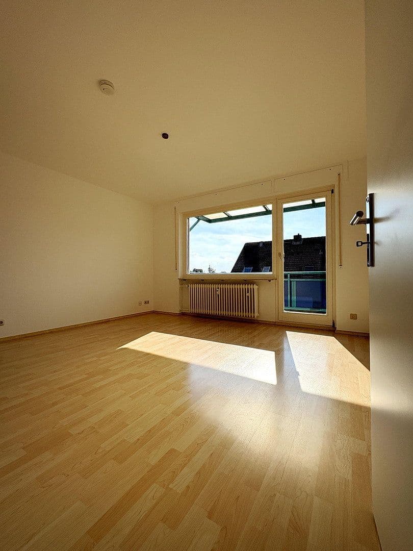 Prenájom bytu 1-izbový 28 m², Frankfurt, Hesensko Prenájom bytu 1-izbový 28 m², Frankfurt, Hesensko