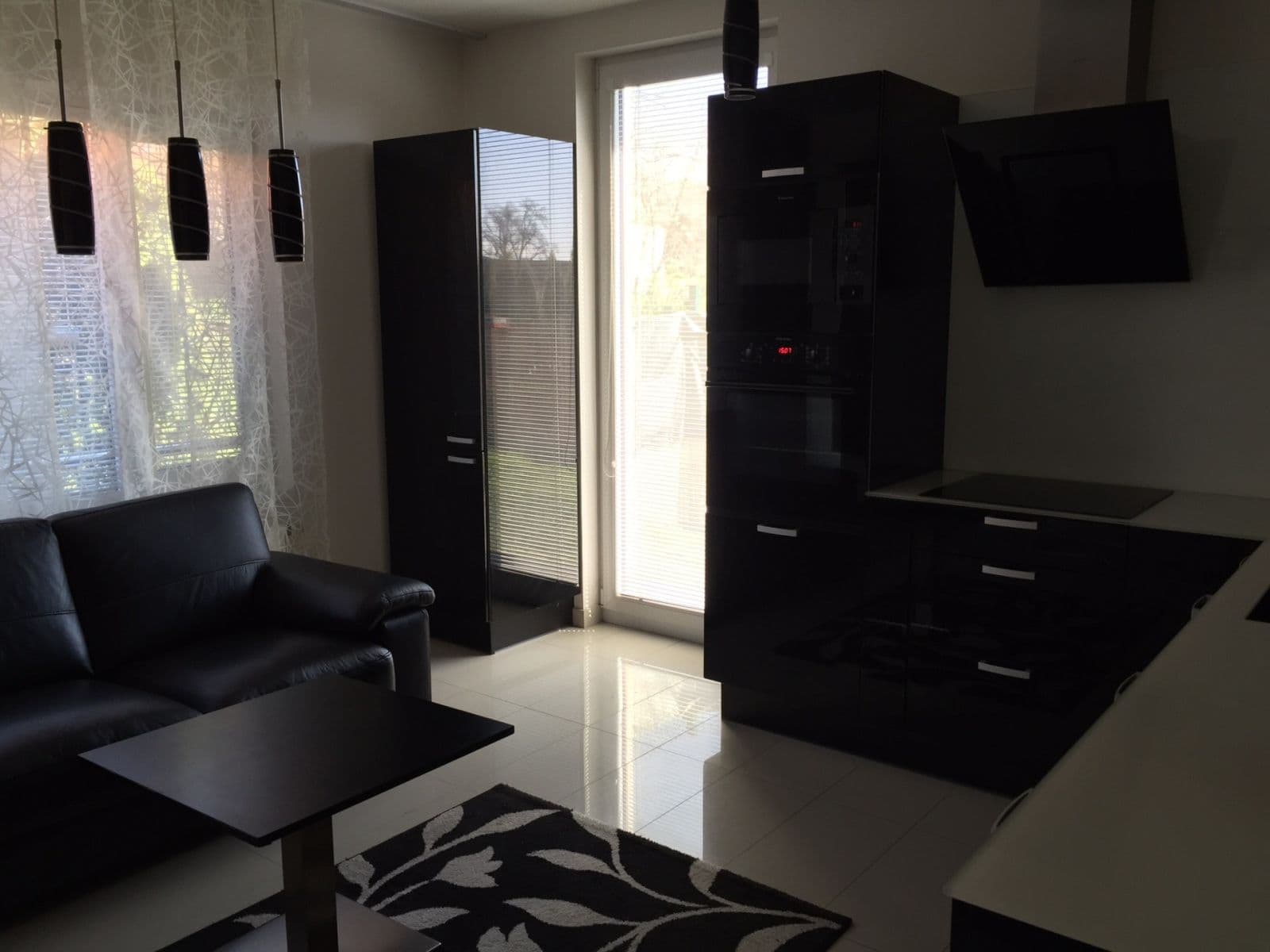Prenájom bytu 2-izbový 45 m², K Vltavě, Praha, Praha Prenájom bytu 2-izbový 45 m², K Vltavě, Praha, Praha