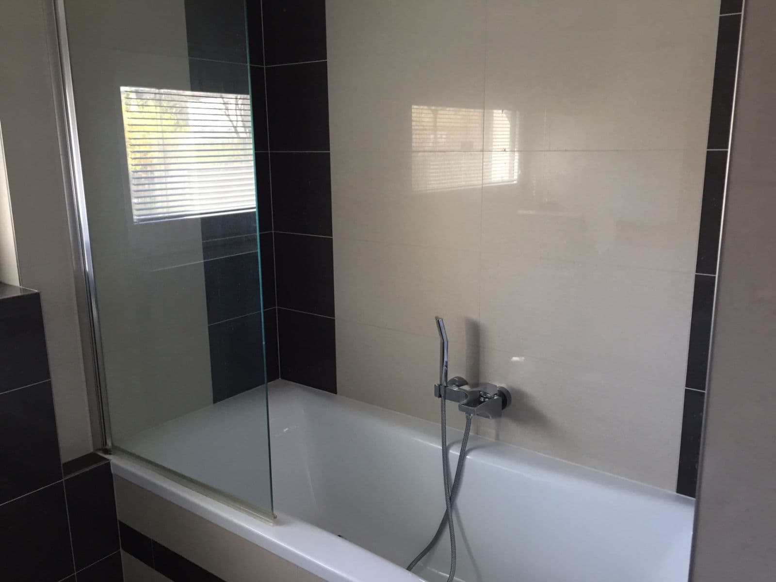 Prenájom bytu 2-izbový 45 m², K Vltavě, Praha, Praha Prenájom bytu 2-izbový 45 m², K Vltavě, Praha, Praha