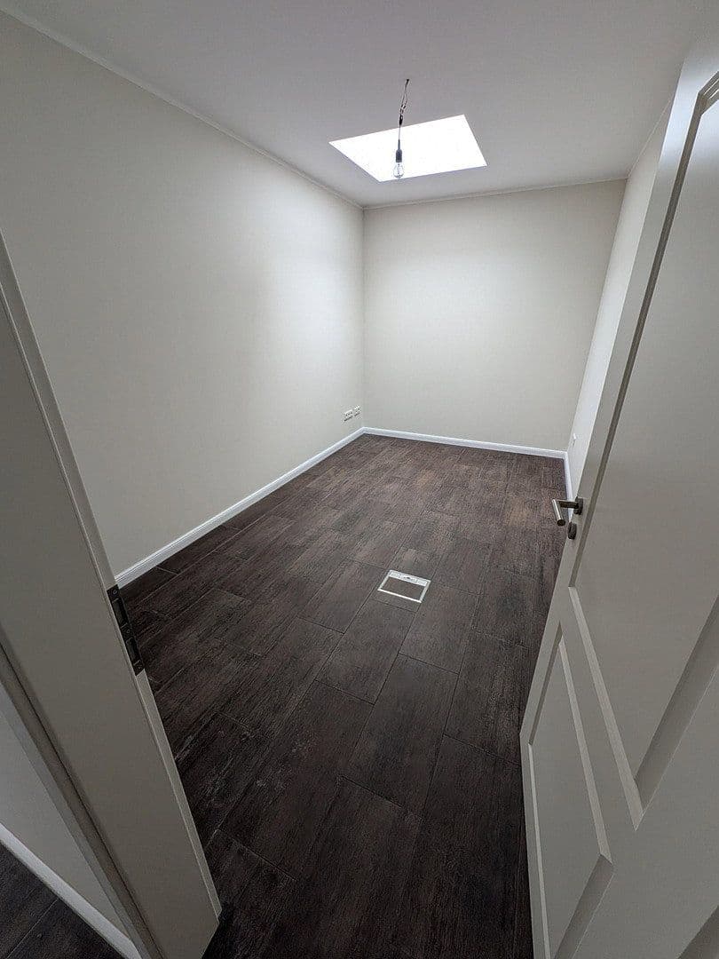 Prenájom bytu 5-izbový 133 m², Kirchstraße 6, Rüdesheim am Rhein, Hesensko Prenájom bytu 5-izbový 133 m², Kirchstraße 6, Rüdesheim am Rhein, Hesensko