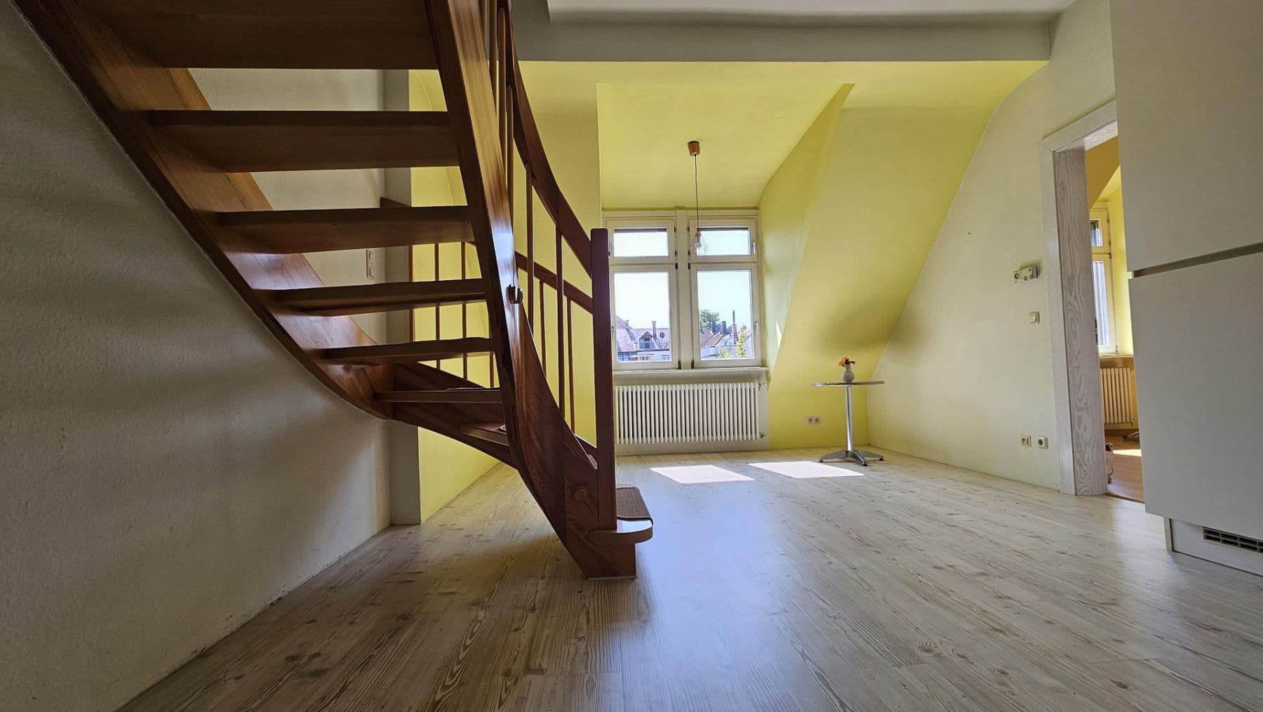 Predaj bytu 2-izbový 90 m², Baden-Baden, Bádensko-Wurttembersko Predaj bytu 2-izbový 90 m², Baden-Baden, Bádensko-Wurttembersko