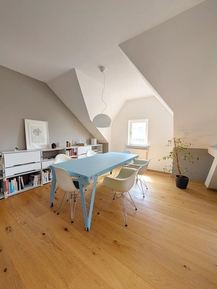 Predaj bytu 3-izbový 89 m², Frankfurt am Main, Hesensko Predaj bytu 3-izbový 89 m², Frankfurt am Main, Hesensko