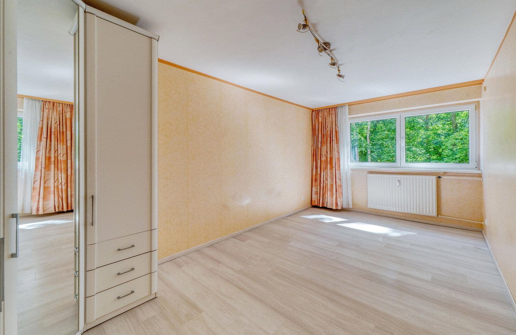 Predaj bytu 2-izbový 68 m², Angerburger Allee, Berlin, Berlín Predaj bytu 2-izbový 68 m², Angerburger Allee, Berlin, Berlín