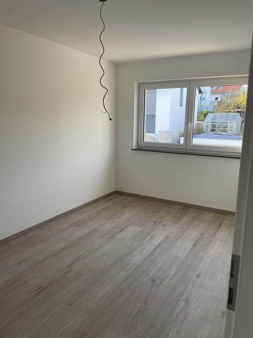 Prenájom bytu 3-izbový 83 m², Eichendorffstr.3, Rottenacker, Bádensko-Wurttembersko Prenájom bytu 3-izbový 83 m², Eichendorffstr.3, Rottenacker, Bádensko-Wurttembersko