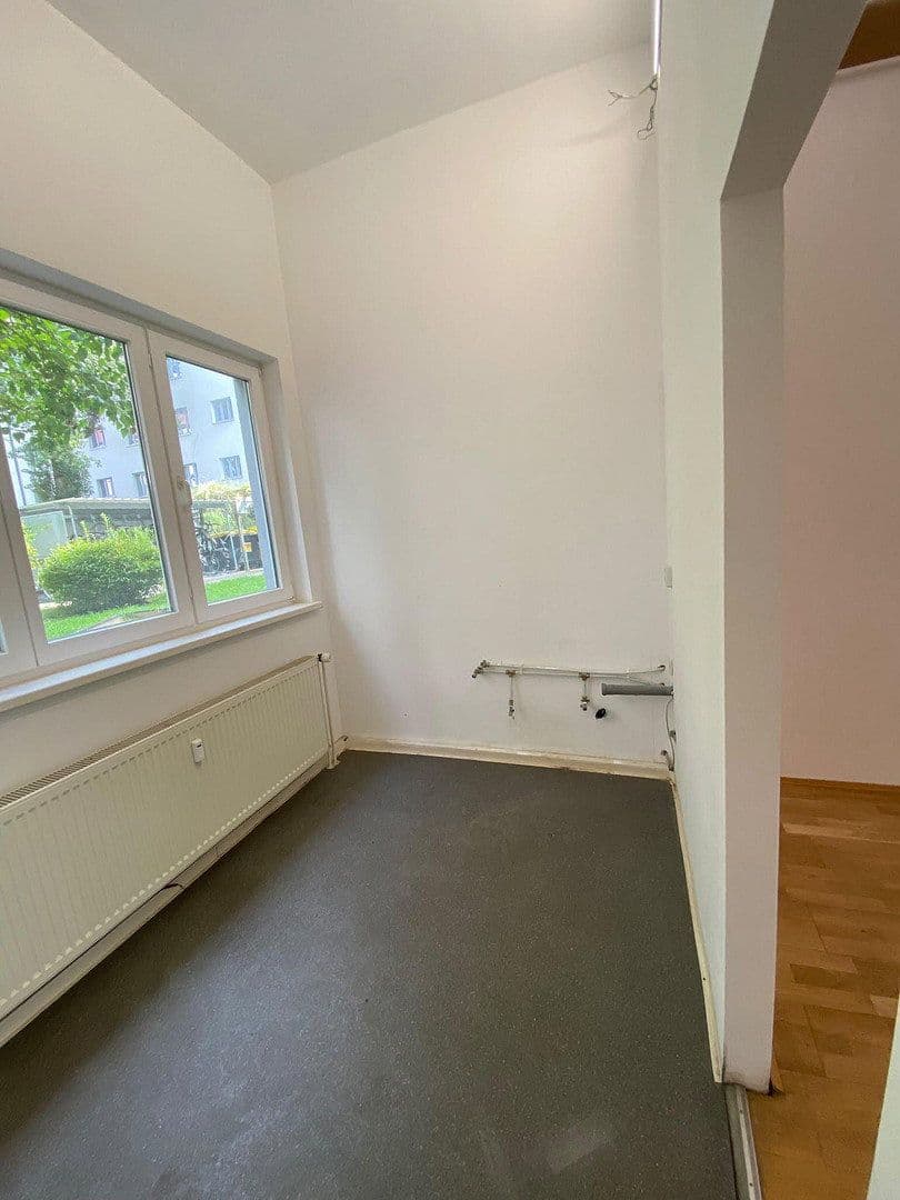 Predaj nebytového priestoru 170 m², Onckenstr.15, Berlin, Berlín Predaj nebytového priestoru 170 m², Onckenstr.15, Berlin, Berlín