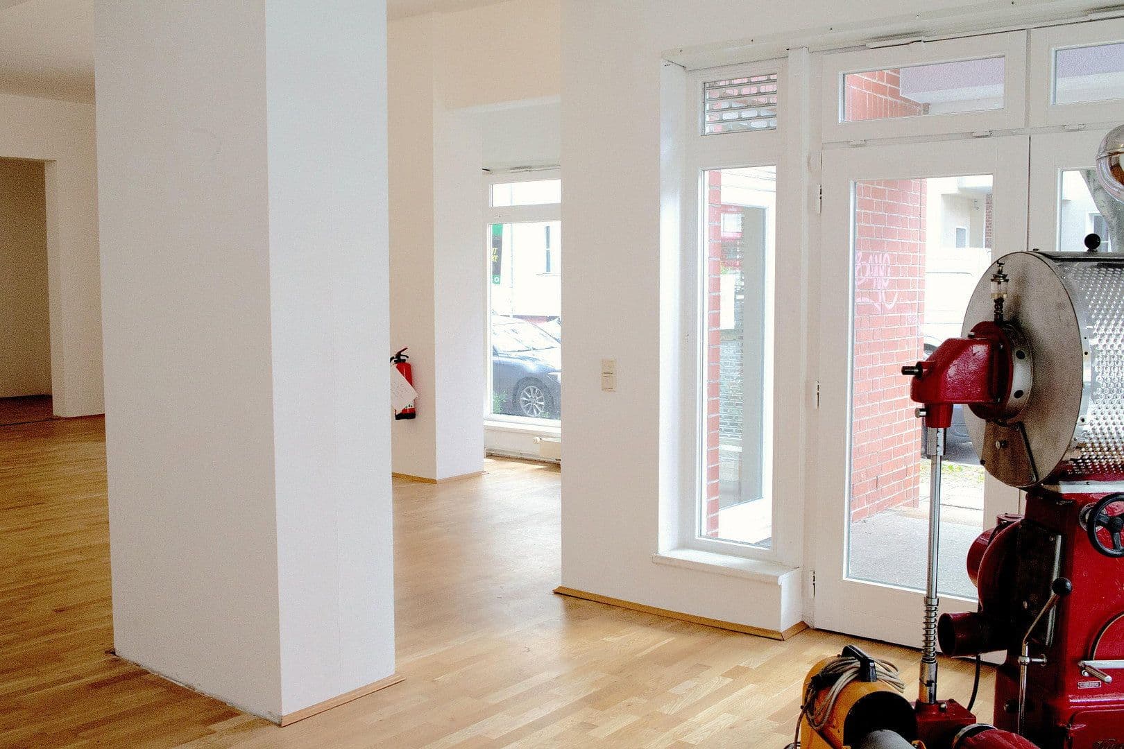 Predaj nebytového priestoru 170 m², Onckenstr.15, Berlin, Berlín Predaj nebytového priestoru 170 m², Onckenstr.15, Berlin, Berlín