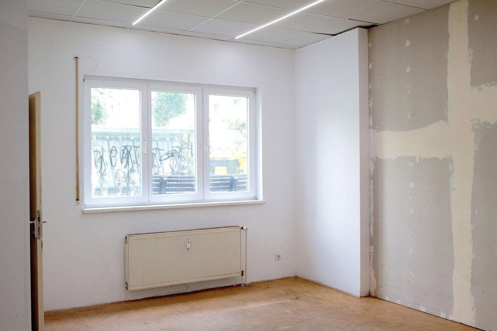 Predaj nebytového priestoru 170 m², Onckenstr.15, Berlin, Berlín Predaj nebytového priestoru 170 m², Onckenstr.15, Berlin, Berlín