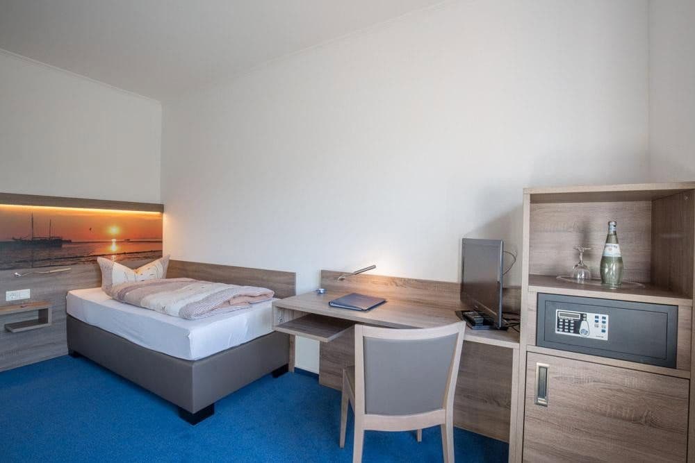 Predaj domu 140 m², pozemok 8.907 m², Hooger Fähre 6, Pellworm, Šlezvicko-Holštajnsko Predaj domu 140 m², pozemok 8.907 m², Hooger Fähre 6, Pellworm, Šlezvicko-Holštajnsko