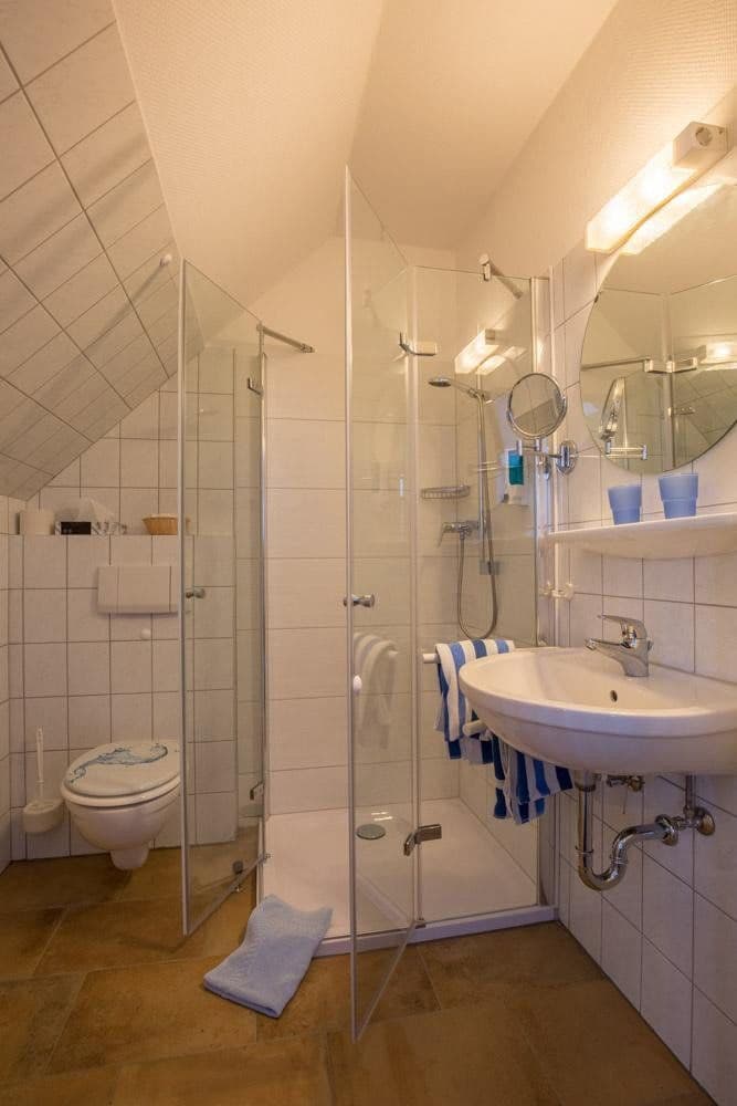 Predaj domu 140 m², pozemok 8.907 m², Hooger Fähre 6, Pellworm, Šlezvicko-Holštajnsko Predaj domu 140 m², pozemok 8.907 m², Hooger Fähre 6, Pellworm, Šlezvicko-Holštajnsko