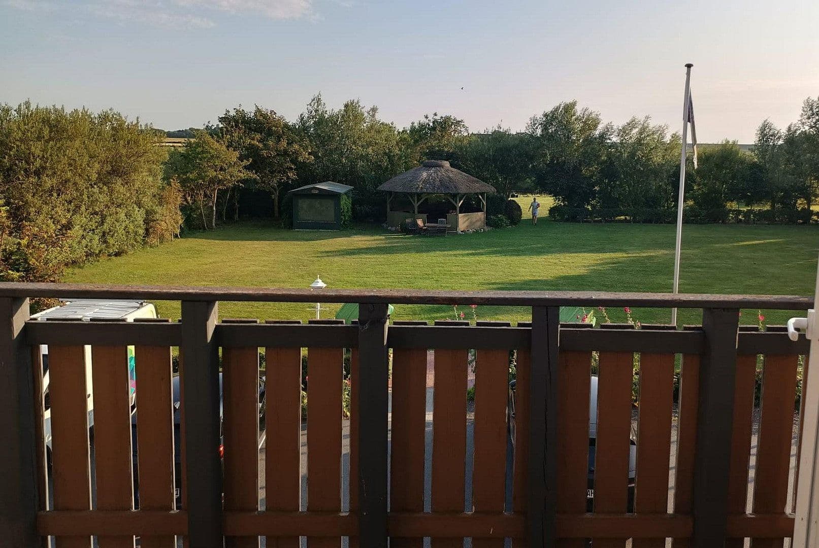 Predaj domu 140 m², pozemok 8.907 m², Hooger Fähre 6, Pellworm, Šlezvicko-Holštajnsko Predaj domu 140 m², pozemok 8.907 m², Hooger Fähre 6, Pellworm, Šlezvicko-Holštajnsko