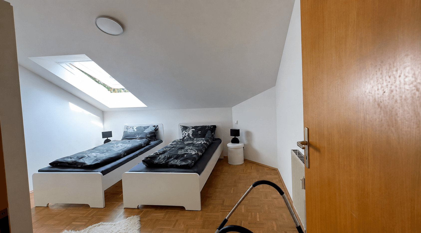 Prenájom bytu 2-izbový 62 m², Herrenberg, Bádensko-Wurttembersko Prenájom bytu 2-izbový 62 m², Herrenberg, Bádensko-Wurttembersko