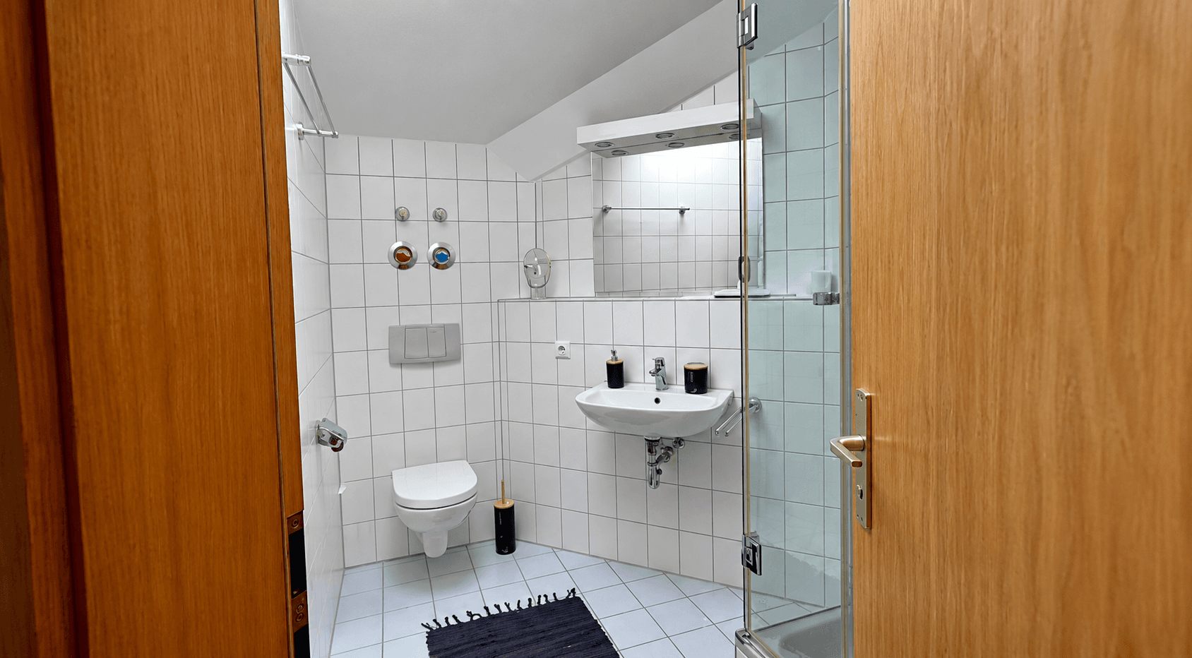 Prenájom bytu 2-izbový 62 m², Herrenberg, Bádensko-Wurttembersko Prenájom bytu 2-izbový 62 m², Herrenberg, Bádensko-Wurttembersko
