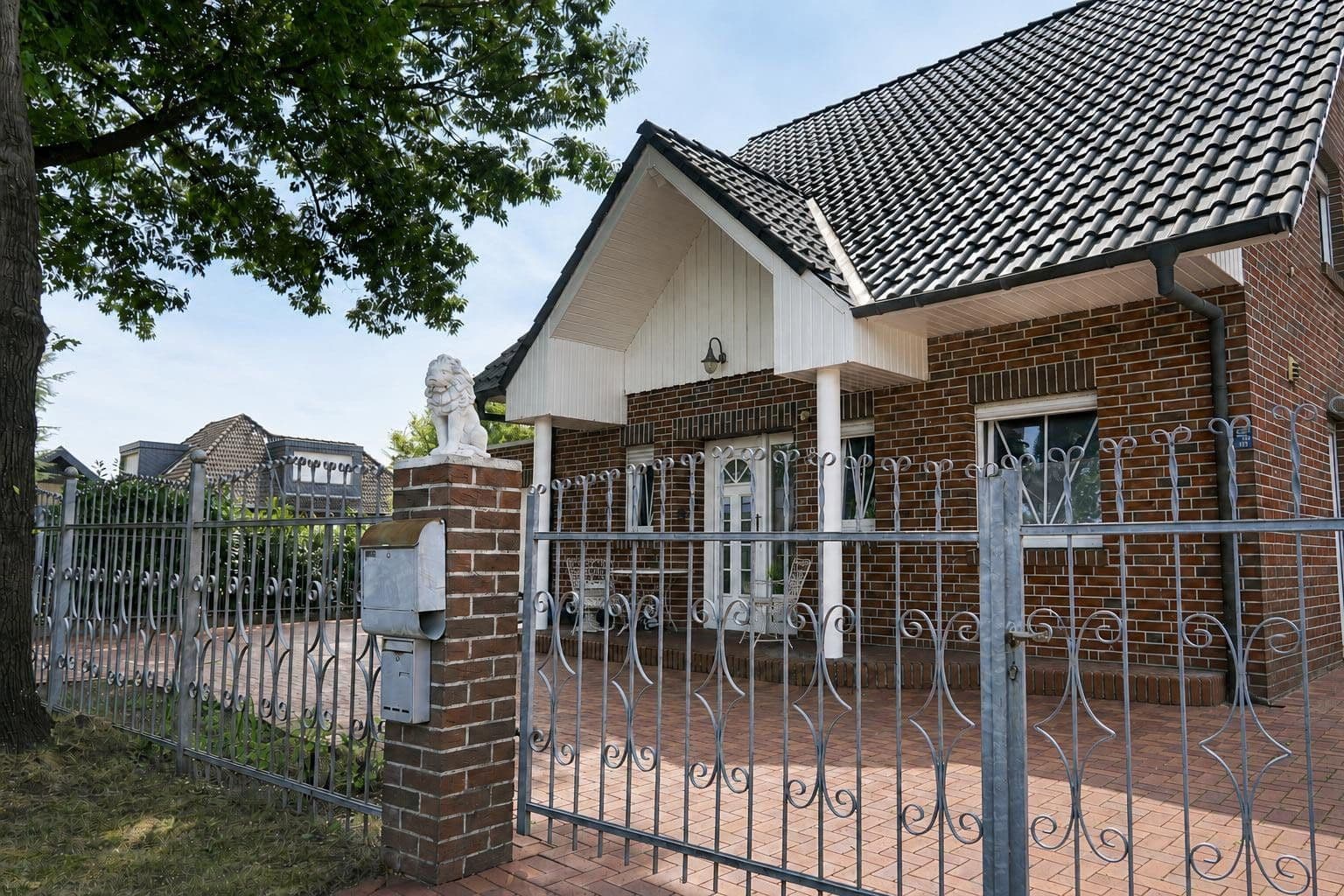 Predaj domu 125 m², pozemok 430 m², Rheiner Straße 99, Ibbenbüren, Severné Porýnie - Westfálsko Predaj domu 125 m², pozemok 430 m², Rheiner Straße 99, Ibbenbüren, Severné Porýnie - Westfálsko