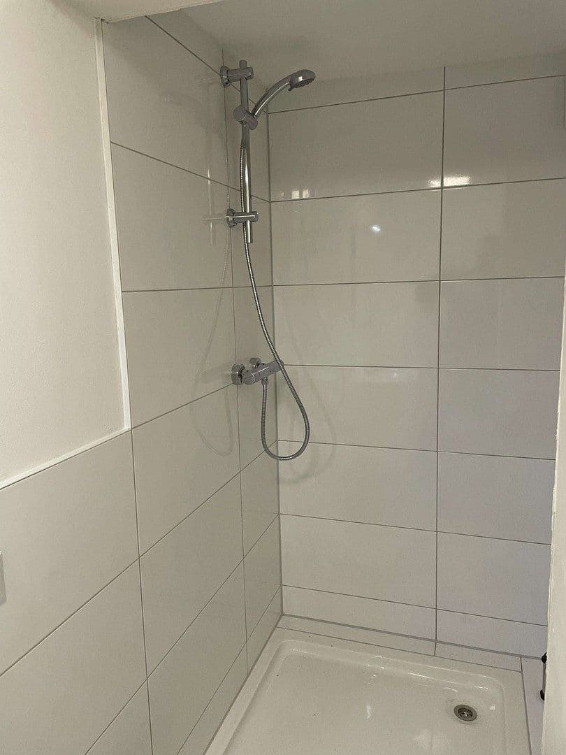 Prenájom bytu 2-izbový 64 m², Sandhausen, Bádensko-Wurttembersko Prenájom bytu 2-izbový 64 m², Sandhausen, Bádensko-Wurttembersko