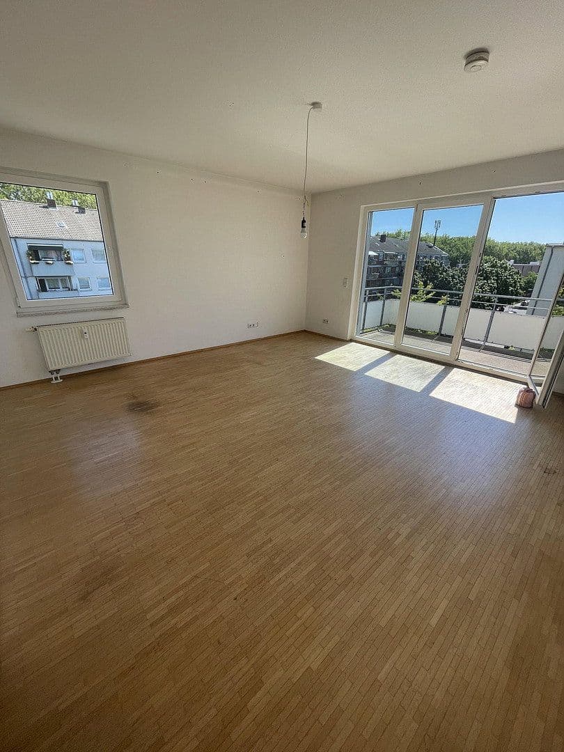 Predaj bytu 4-izbový 90 m², Köln, Severné Porýnie - Westfálsko Predaj bytu 4-izbový 90 m², Köln, Severné Porýnie - Westfálsko