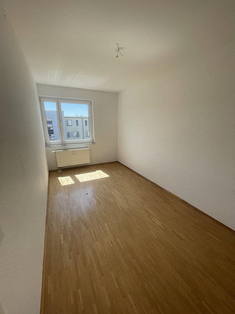 Predaj bytu 4-izbový 90 m², Köln, Severné Porýnie - Westfálsko Predaj bytu 4-izbový 90 m², Köln, Severné Porýnie - Westfálsko
