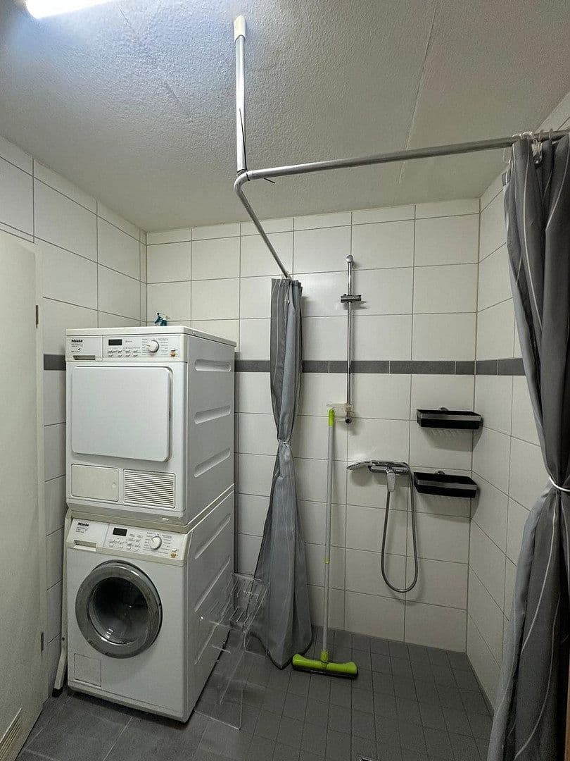 Prenájom bytu 2-izbový 60 m², Kohlenstraße 7/1, Rastatt, Bádensko-Wurttembersko Prenájom bytu 2-izbový 60 m², Kohlenstraße 7/1, Rastatt, Bádensko-Wurttembersko