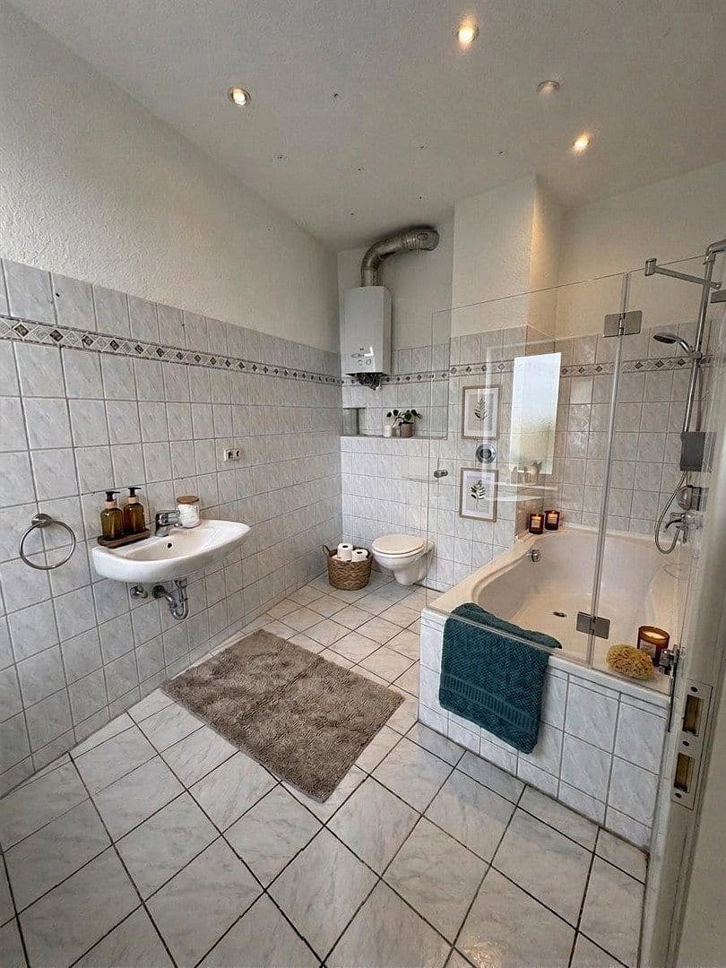 Predaj bytu 4-izbový 107 m², Gerichtsstraße 32, Witten, Severné Porýnie - Westfálsko Predaj bytu 4-izbový 107 m², Gerichtsstraße 32, Witten, Severné Porýnie - Westfálsko