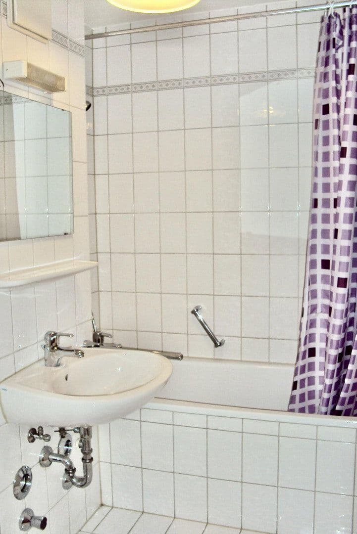 Prenájom bytu 1-izbový 38 m², Unterschleissheim, Bavorsko Prenájom bytu 1-izbový 38 m², Unterschleissheim, Bavorsko
