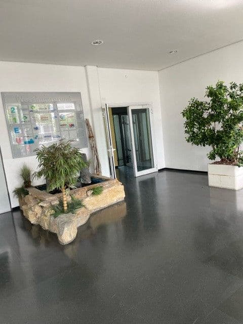 Prenájom kancelárie 370 m², Mollenbachstraße 14, Leonberg, Bádensko-Wurttembersko Prenájom kancelárie 370 m², Mollenbachstraße 14, Leonberg, Bádensko-Wurttembersko
