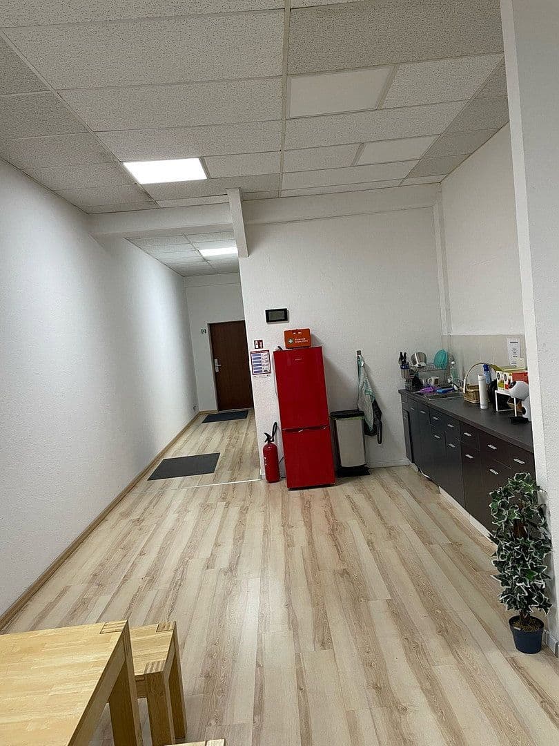 Prenájom kancelárie 370 m², Mollenbachstraße 14, Leonberg, Bádensko-Wurttembersko Prenájom kancelárie 370 m², Mollenbachstraße 14, Leonberg, Bádensko-Wurttembersko
