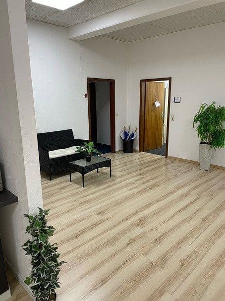 Prenájom kancelárie 370 m², Mollenbachstraße 14, Leonberg, Bádensko-Wurttembersko Prenájom kancelárie 370 m², Mollenbachstraße 14, Leonberg, Bádensko-Wurttembersko